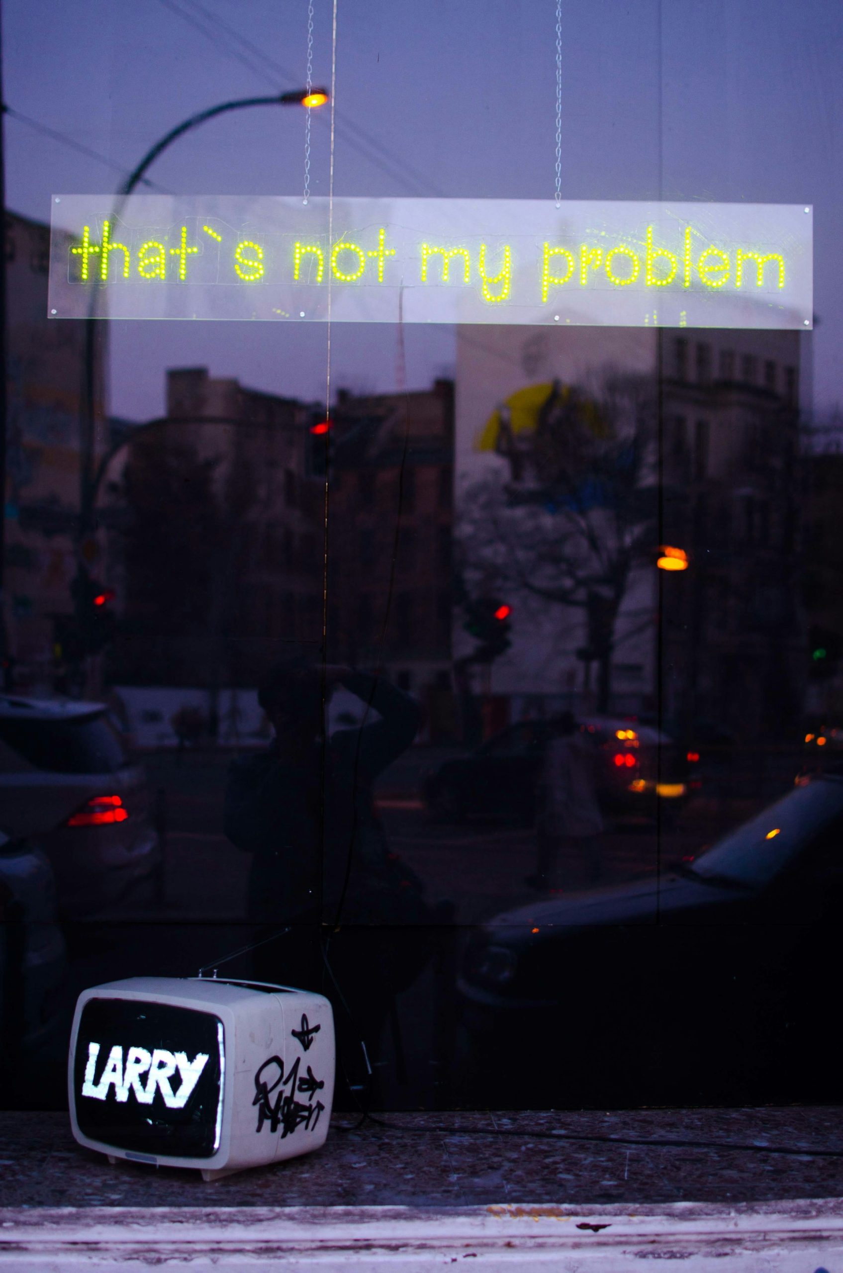 Sign that’s not my problem by Aneta Pawlik on Unsplash